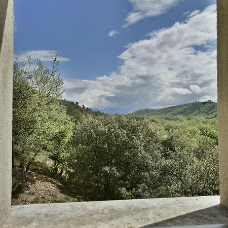 La Maison Des Collines Homestay