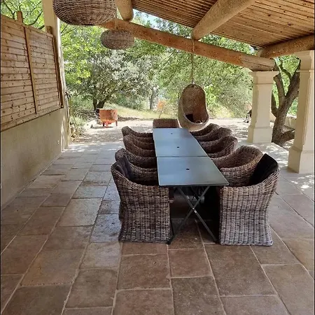 Homestay La Maison Des Collines Allemagne-en-Provence