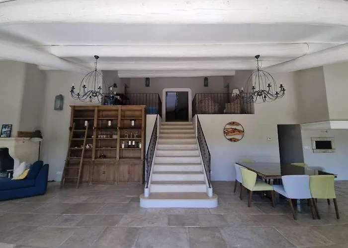 Séjour chez l'habitant La Maison Des Collines Allemagne-en-Provence