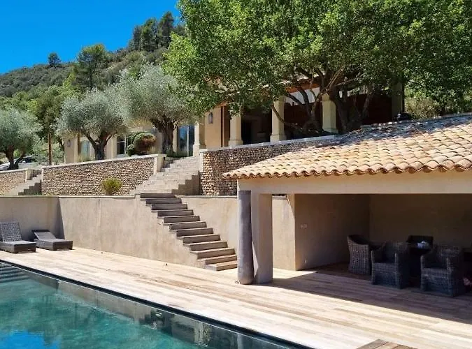 La Maison Des Collines Séjour chez l'habitant Allemagne-en-Provence