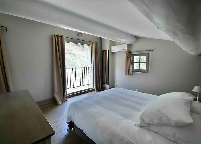 Séjour chez l'habitant La Maison Des Collines Allemagne-en-Provence