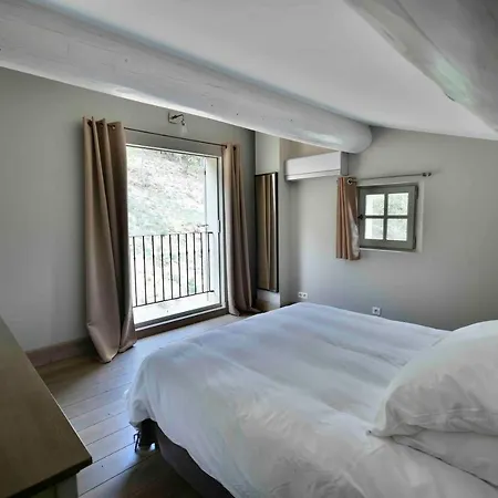 Rum i privatbostad La Maison Des Collines Allemagne-en-Provence