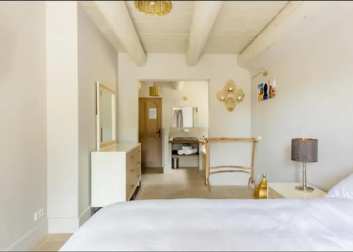 Homestay La Maison Des Collines Allemagne-en-Provence