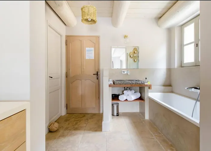 La Maison Des Collines * Allemagne-en-Provence