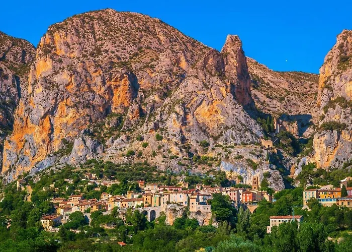 Homestay La Maison Des Collines Allemagne-en-Provence